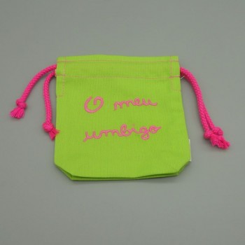 code 050823-VP-RC-Fustian  " O meu umbigo" /"My belly button" drawstring bag - pink embroidery
