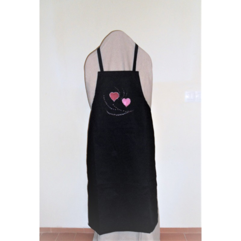 code 050425-PR-P11 - Black bib apron - hearts and brunches