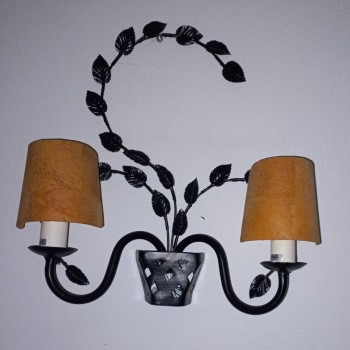 code 032209-E-071706 - Iron sconce chandelier with 2 cork leather half lampshades - leaves